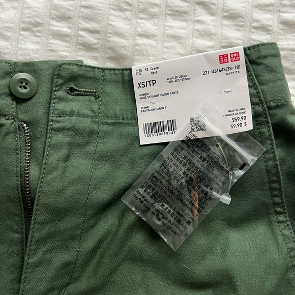 Wide Straight Cargo Pants - Picture 3 of 3